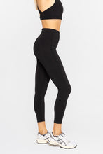 Load image into Gallery viewer, Monique Active Leggings
