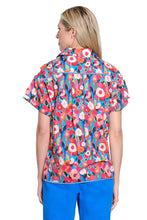 Load image into Gallery viewer, Flower Pop Shirt
