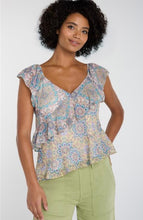 Load image into Gallery viewer, Kala Flutter Sleeve Top
