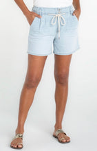 Load image into Gallery viewer, Tie Front Shorts
