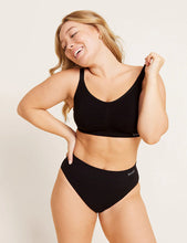 Load image into Gallery viewer, Full Bust Wireless Bra
