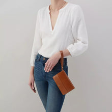 Load image into Gallery viewer, Jill Wristlet
